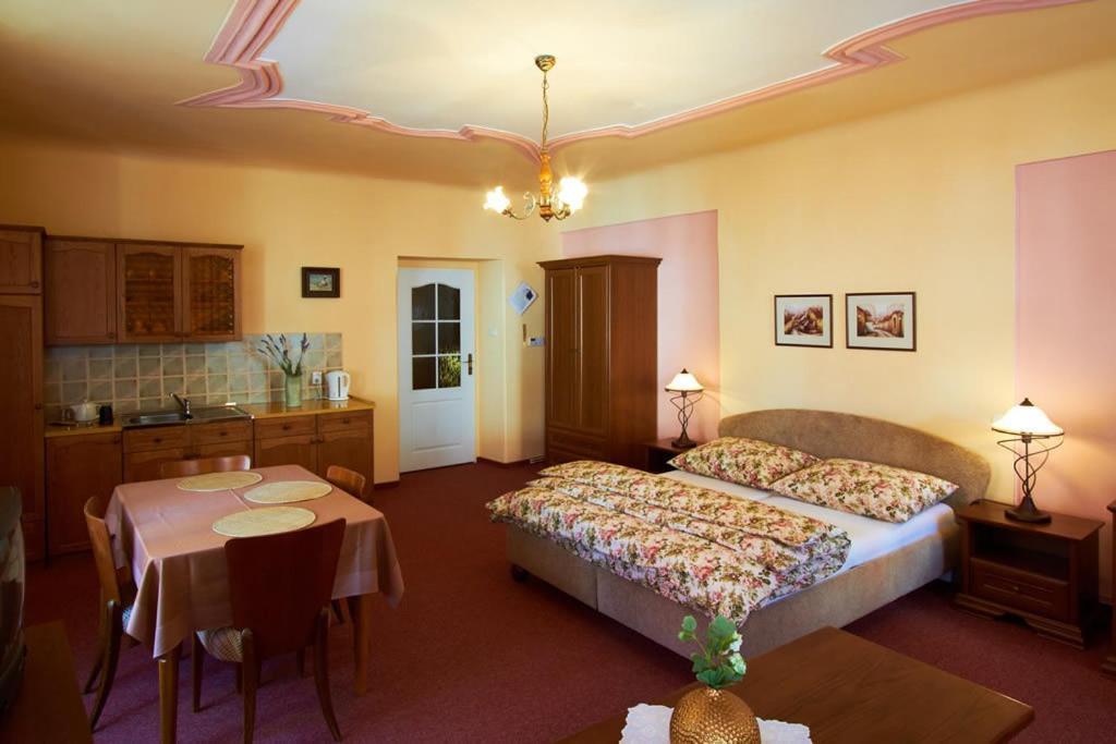 Penzion Danuse Telč Chambre photo