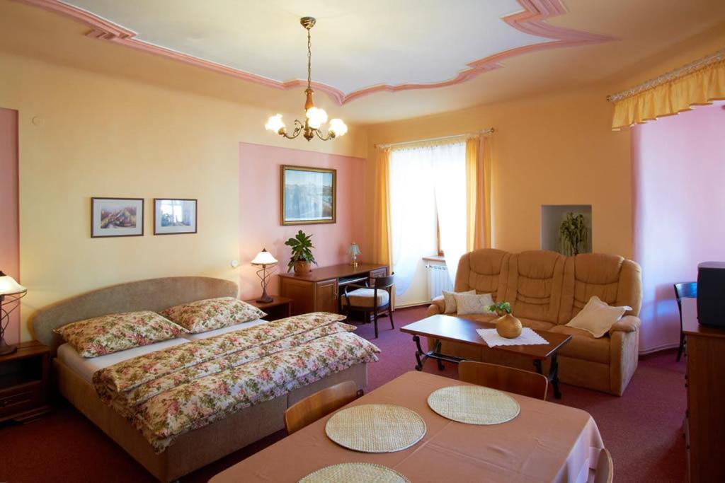 Penzion Danuse Telč Chambre photo